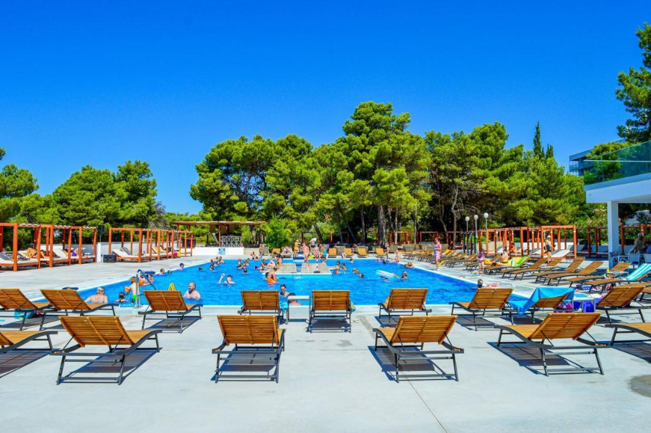 Croatia Camp Premium Hotell Vodice Exteriör bild