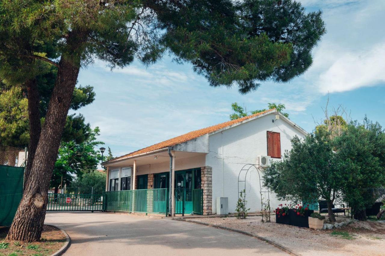Croatia Camp Premium Hotell Vodice Exteriör bild