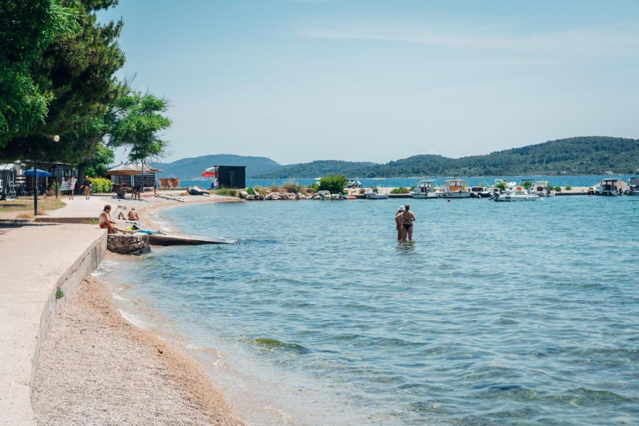 Croatia Camp Premium Hotell Vodice Exteriör bild