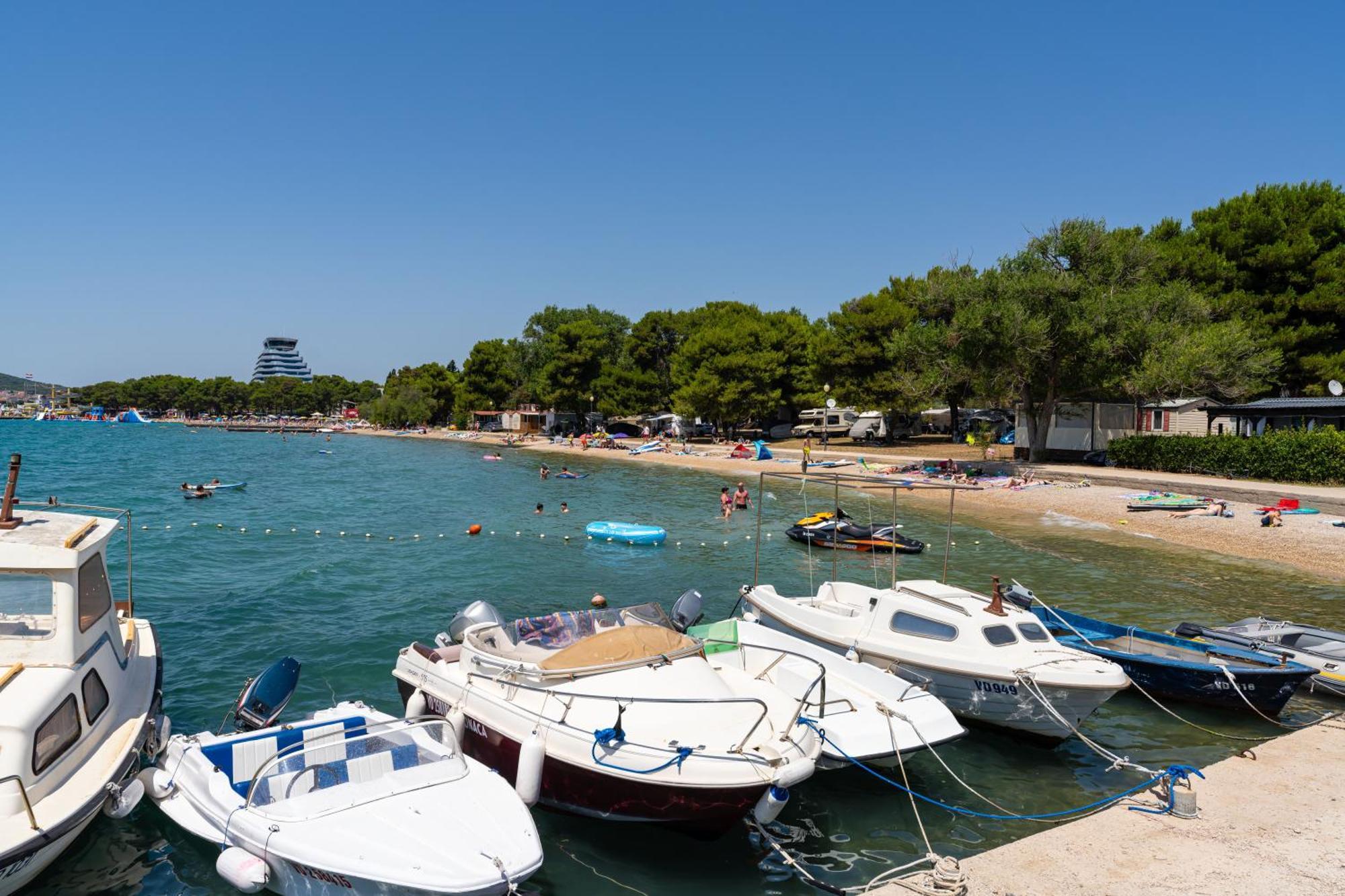 Croatia Camp Premium Hotell Vodice Exteriör bild