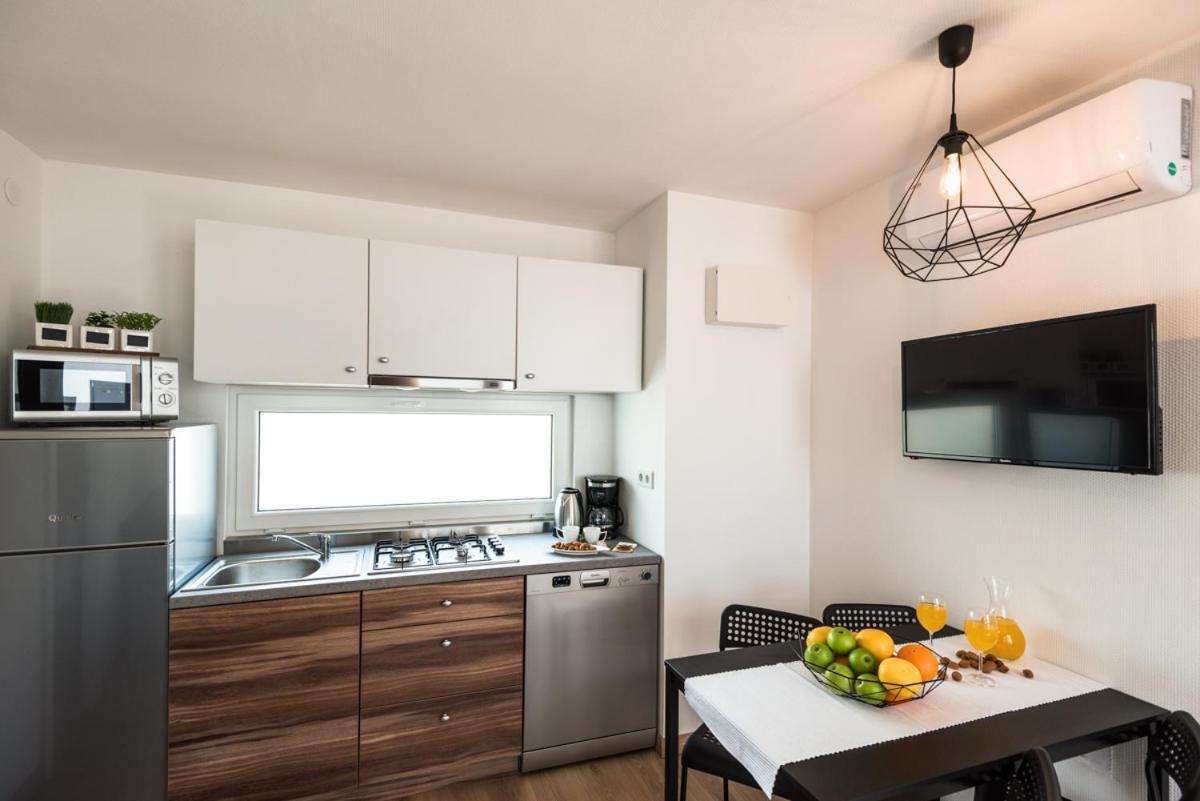 Croatia Camp Premium Hotell Vodice Exteriör bild